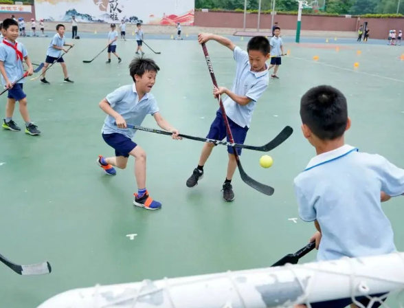 《全民健身计划》将进一步推动冰雪进校园